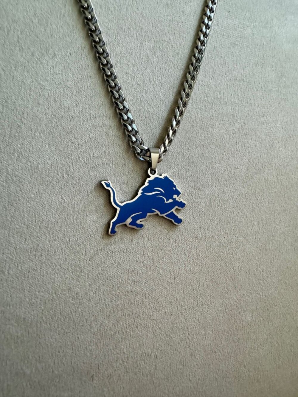 Detroit Lions Necklace - 5mm Cuban Chain - 22" Length - Fathers Day Gift - Y2K